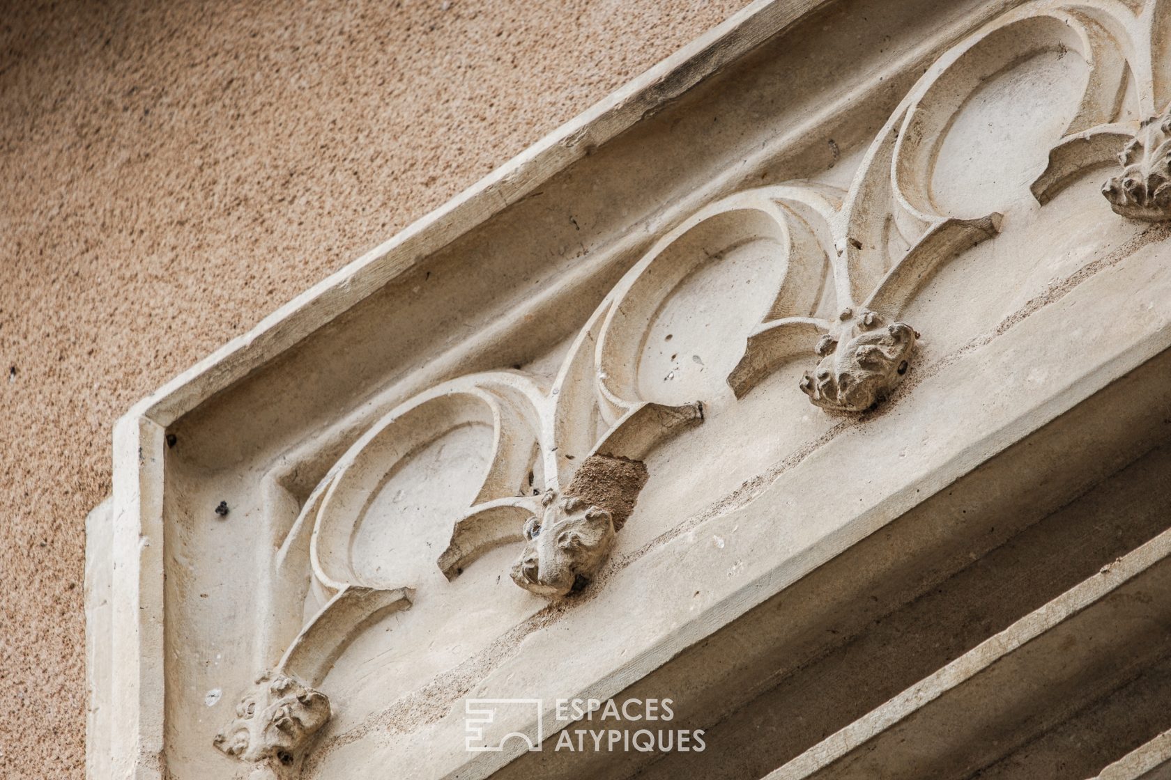 Belle endormie à réveiller