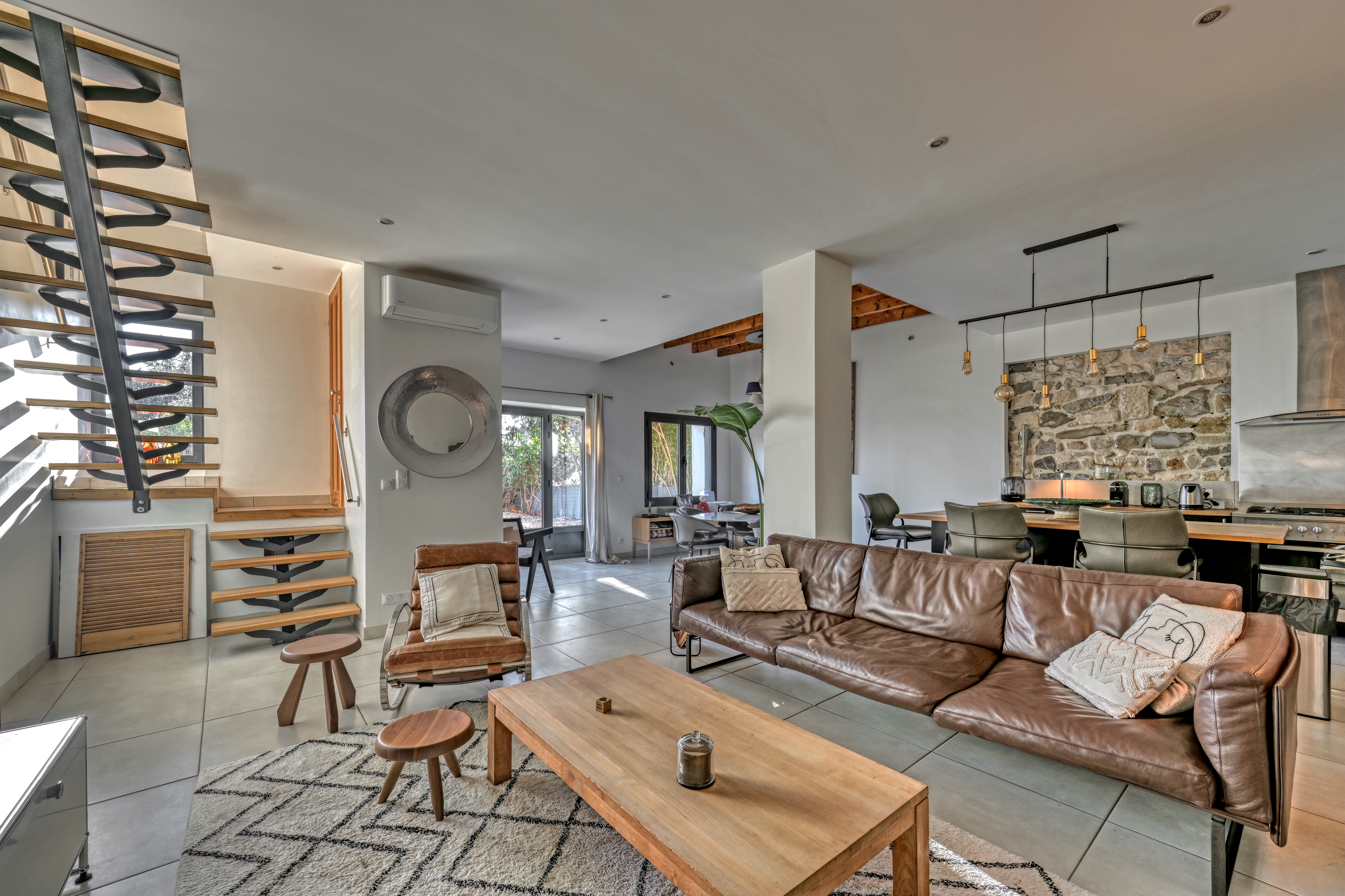 Maison de caractère en duplex au bord du canal