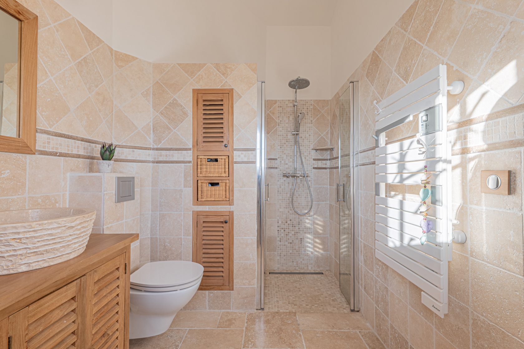 Neo-Provençal house, 126 sqm, in Cabris – Breathtaking sea view, heated pool, peaceful setting