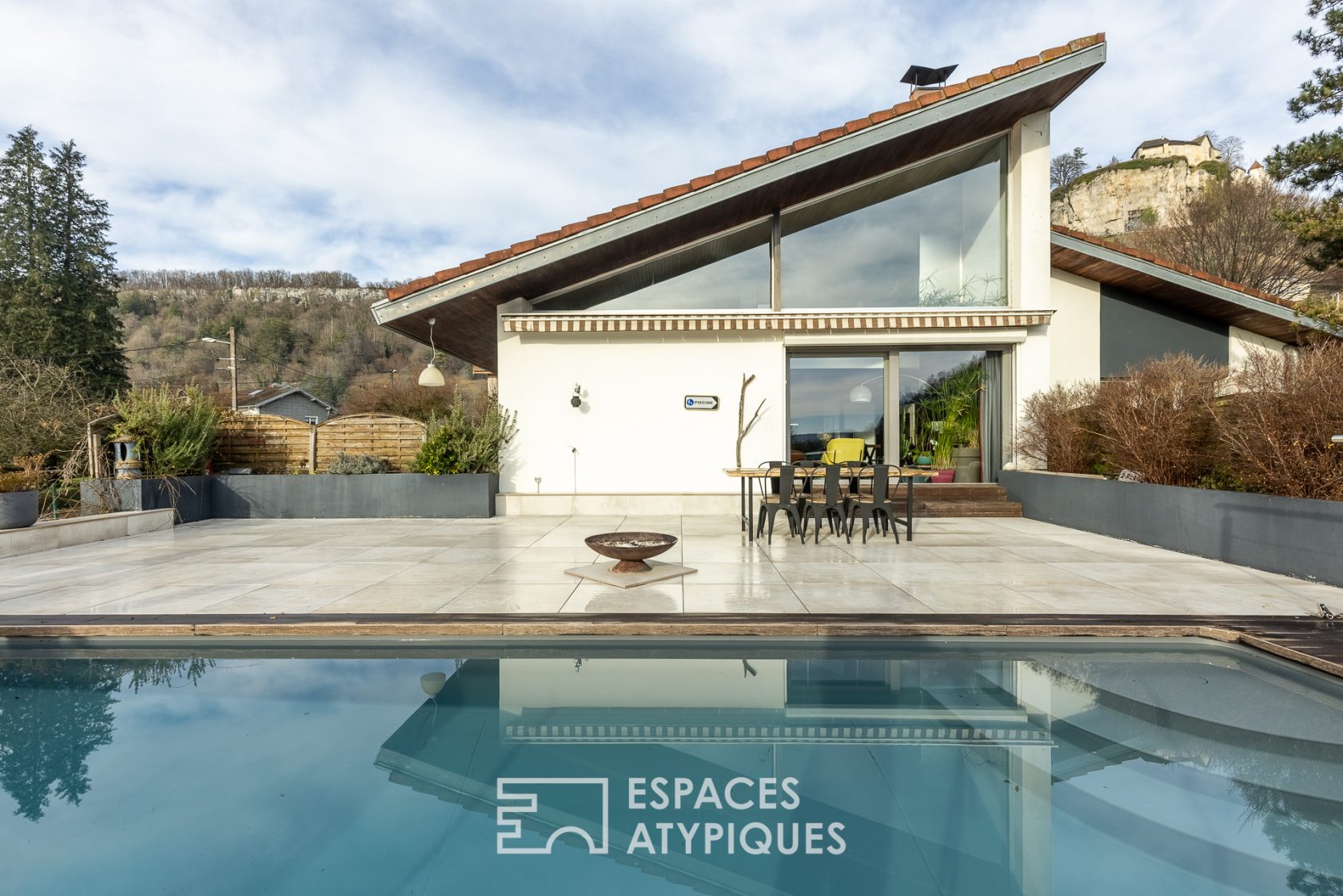 Maison d&rsquo;architecte avec piscine et logement indépendant