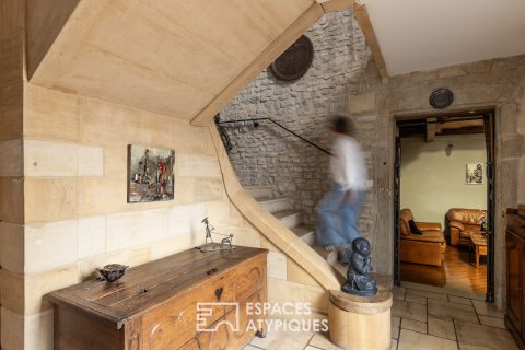 Ancien corps de ferme transformé et sa grange à 20 minutes de Metz