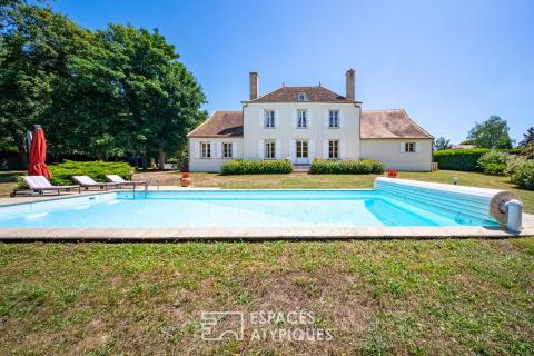 Charming Bourgeois House with Park near Chalon-sur-Saône