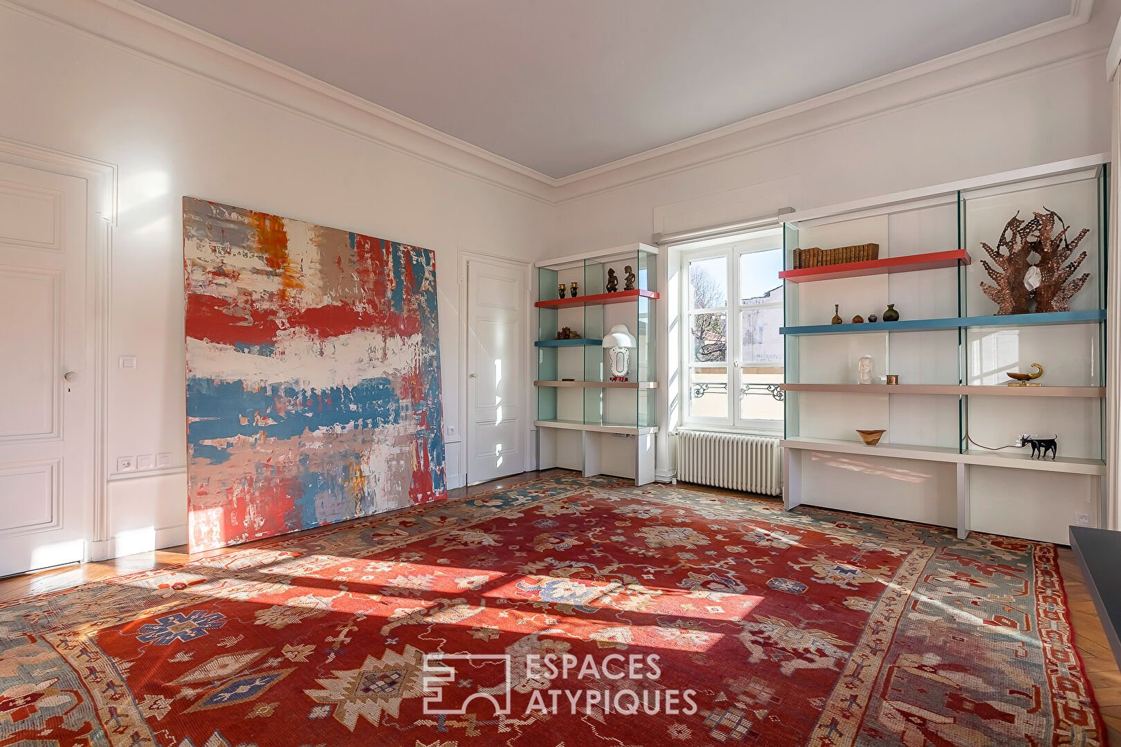 Bourgeois apartment in the heart of Saint Just with private garden