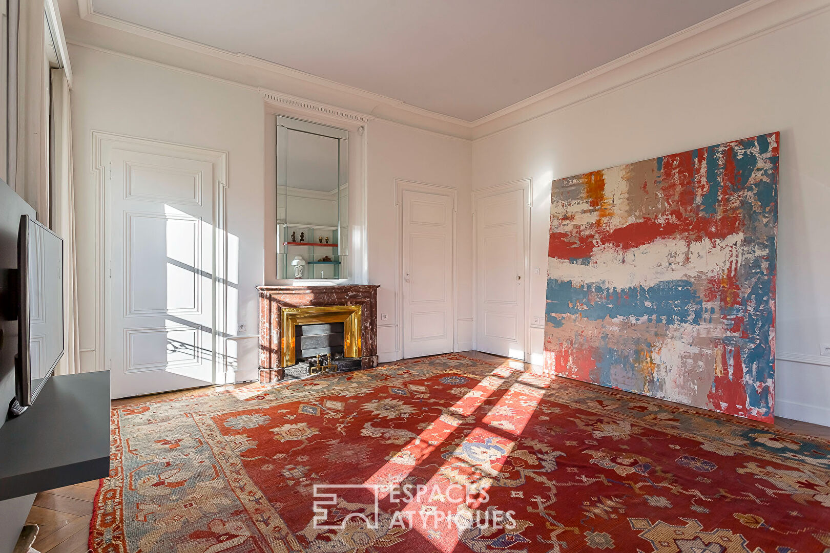 Bourgeois apartment in the heart of Saint Just with private garden