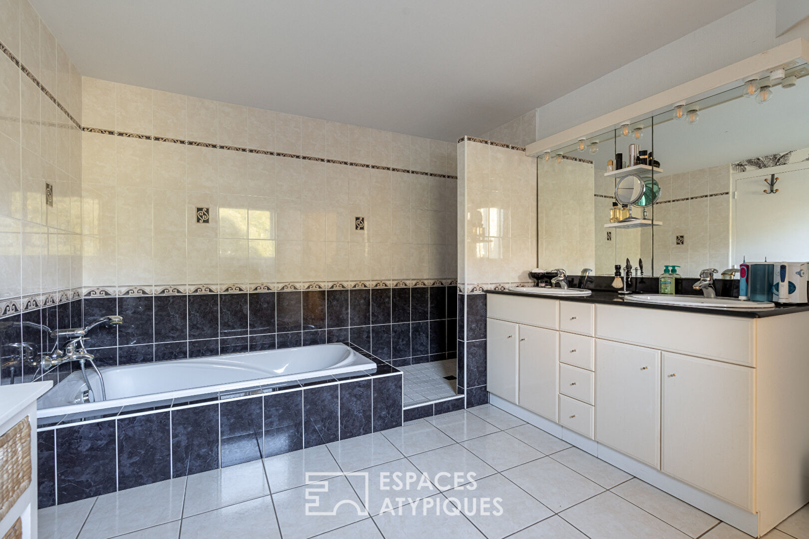 Maison singulière, lumière et espaces généreux à La Baule-Escoublac