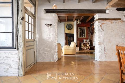 Maison de village rénovée avec terrasse et garage