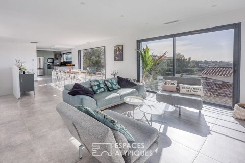 Modern 5-bedroom villa – sea view and lifestyle