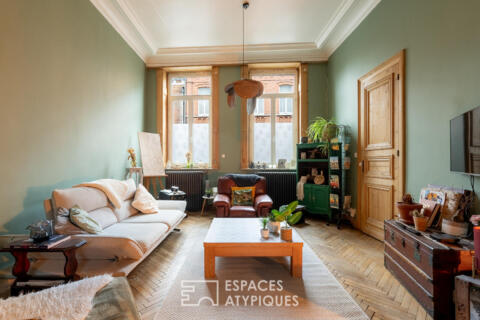 Renovated bourgeois house