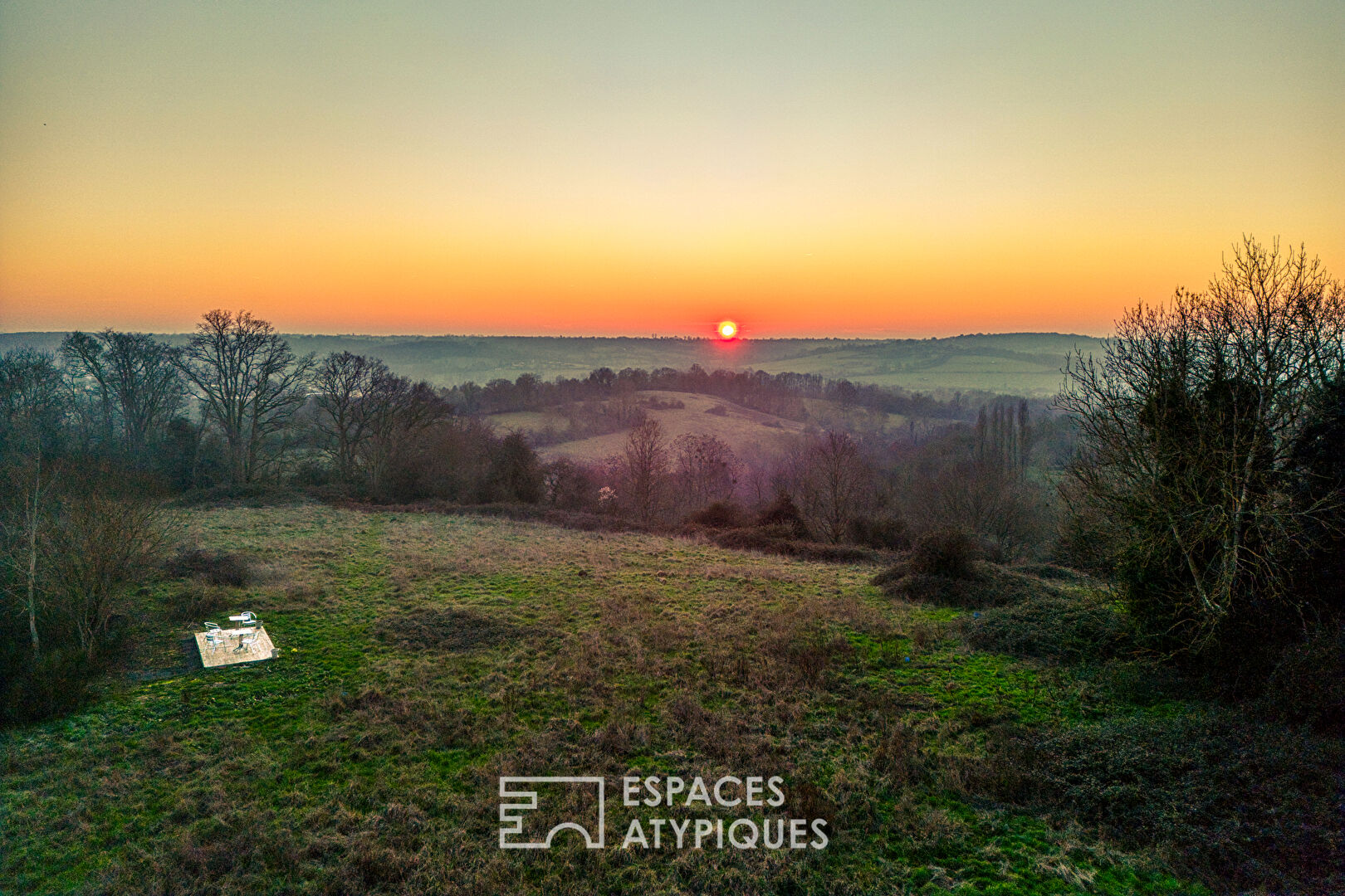 Rare building plot in a privileged natural setting