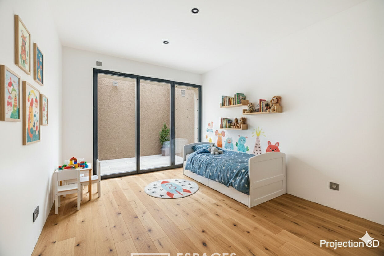 Split-level townhouse with garden in the heart of Montchat