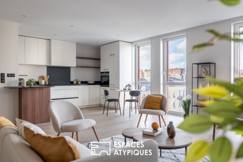 138 m² de volumes et lumière dans un duplex d’exception – Place de Bretagne