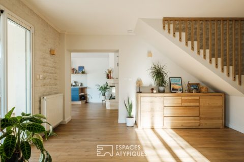 A bright and charming family home near Magné