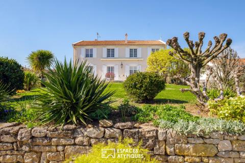 Villa lumineuse au calme urbain, en seconde ligne de la Sèvre