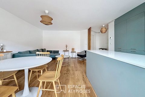 Appartement rénové avec balcon filant