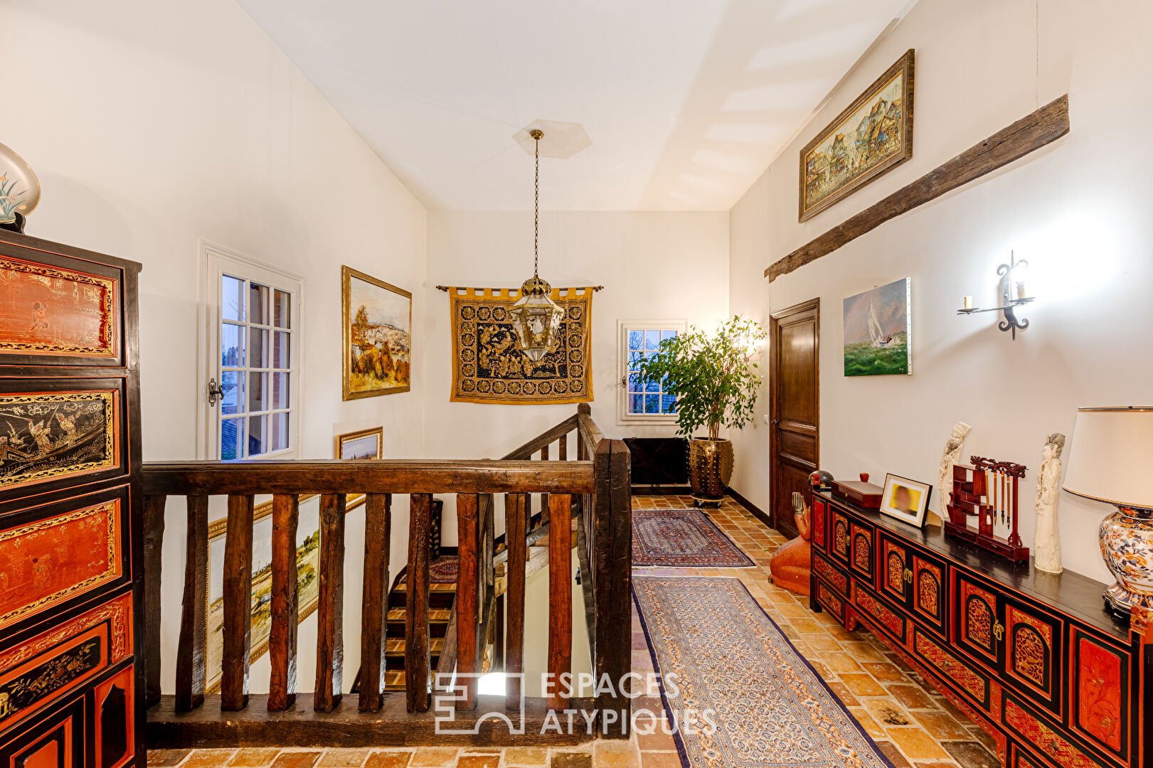 Timeless elegance! Signature residence with majestic proportions in the hills above Cormeilles-en-Parisis