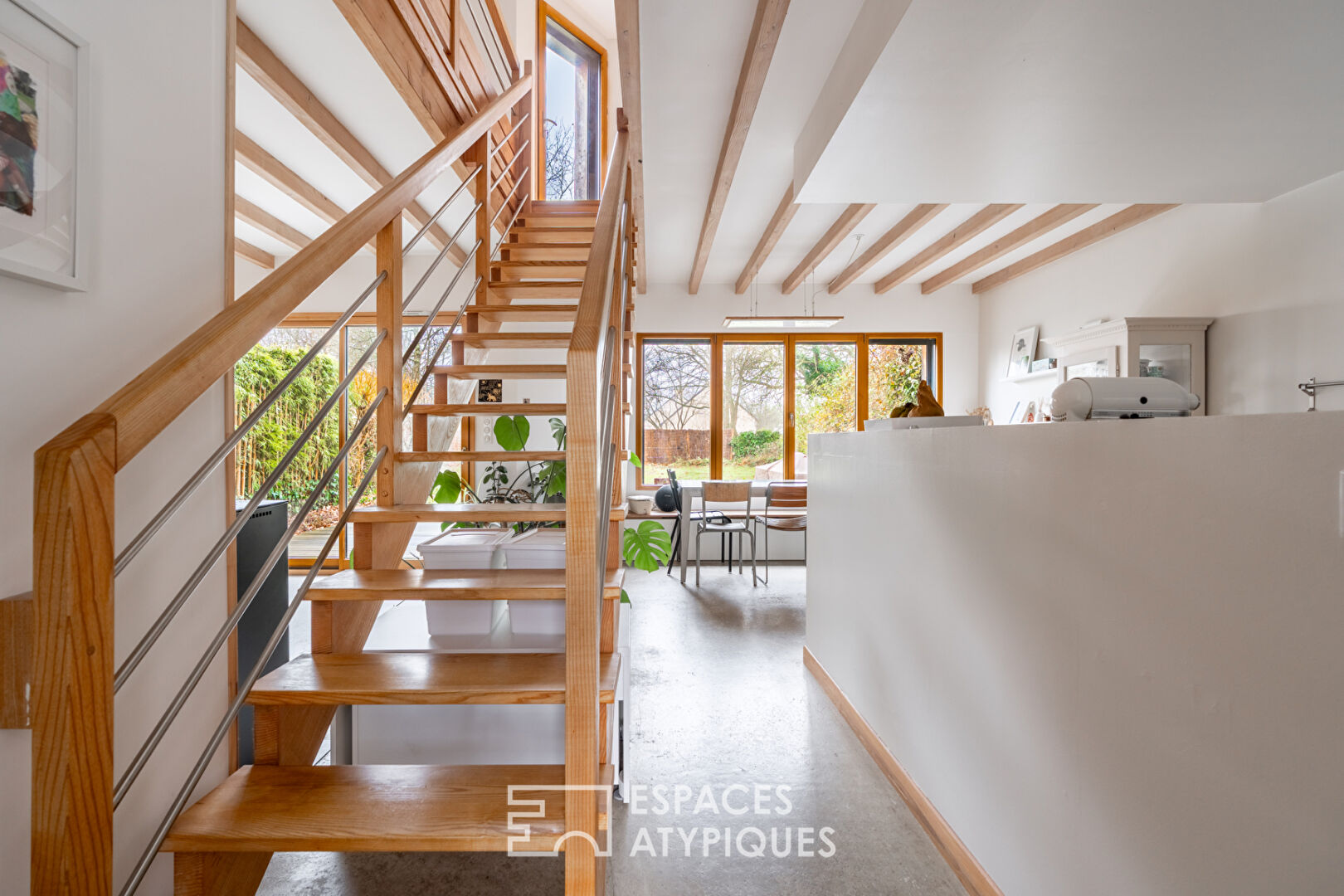 Living differently, in the heart of a verdant setting