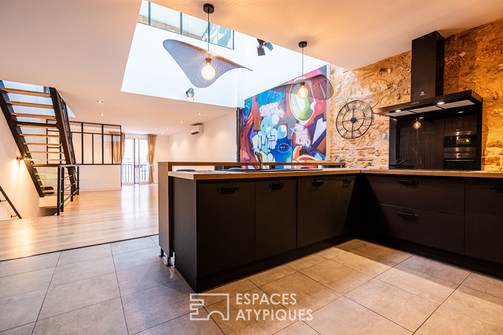 Character village house with terrace and skylight – Torreilles