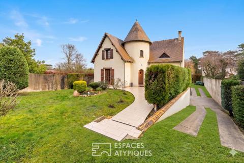 Maison familiale de charme avec sa tour architecturale