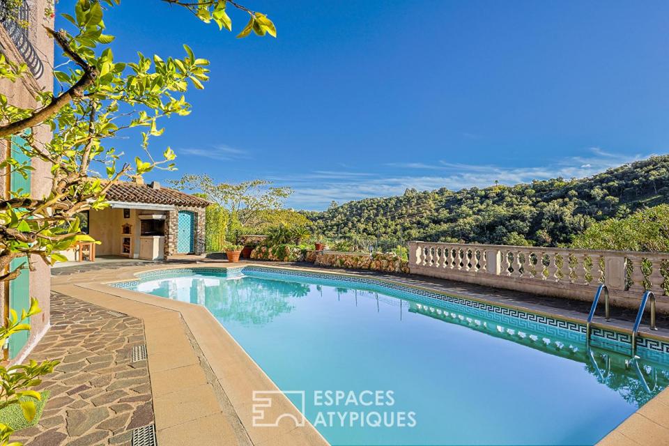 Propriété provençale avec piscine et dépendances - Réf. 14692