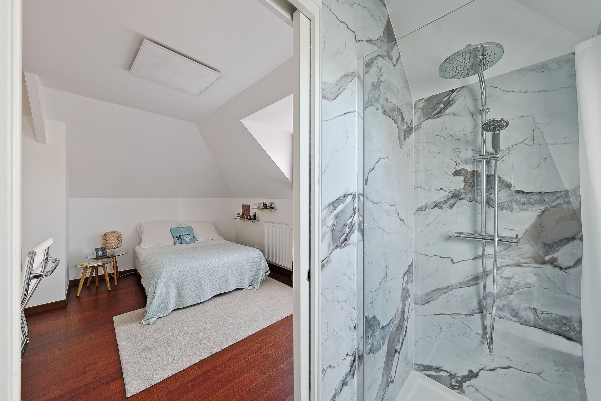 Villa d&rsquo;architecte rouge brique au coeur de Marne la Vallée