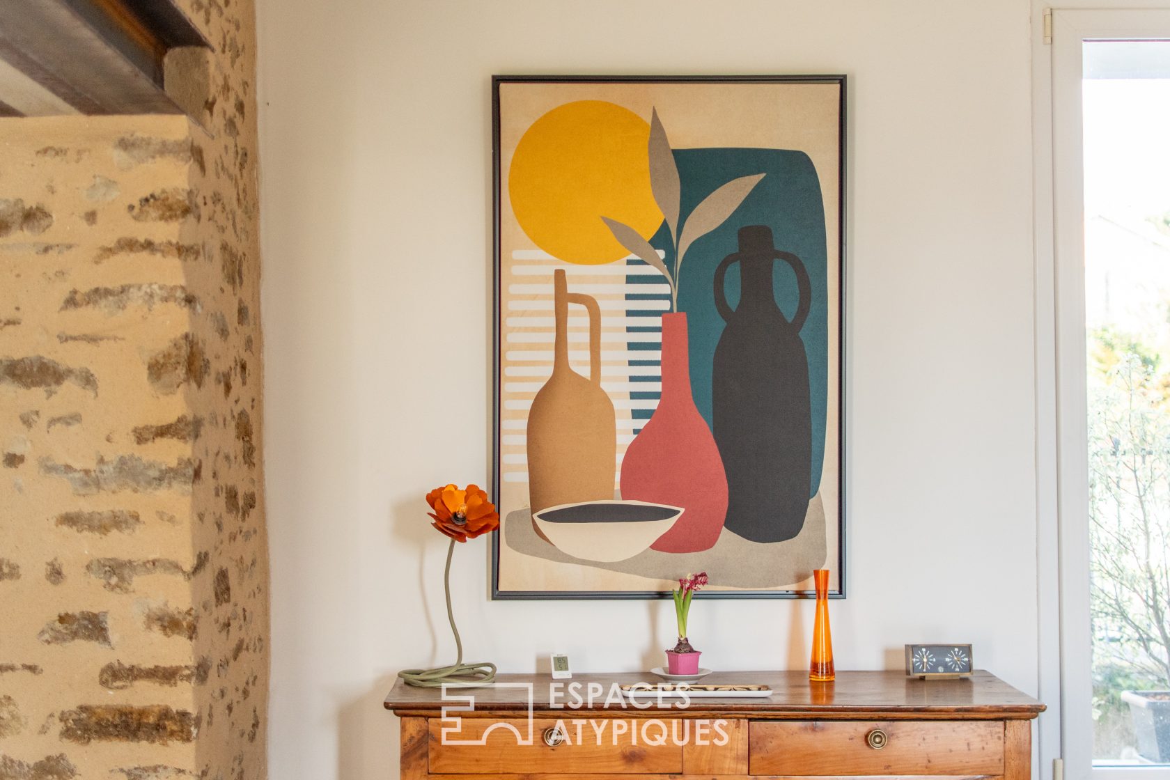 Demeure bourgeoise lumineuse avec jardin et charme historique