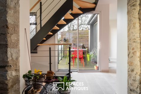 Maison de ville d&rsquo;une superficie de 177 m² avec un garage