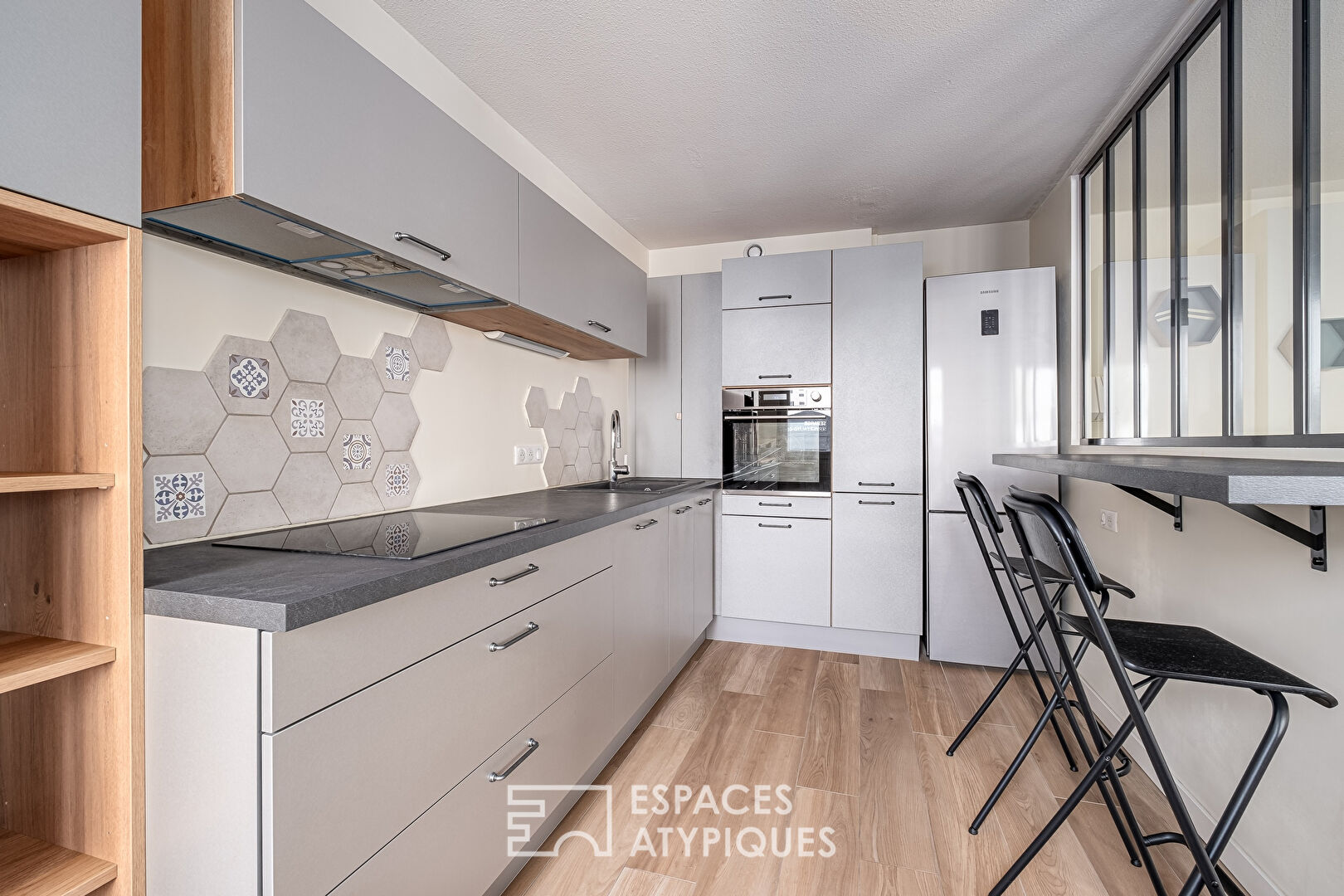 Appartement meublé avec stationnement