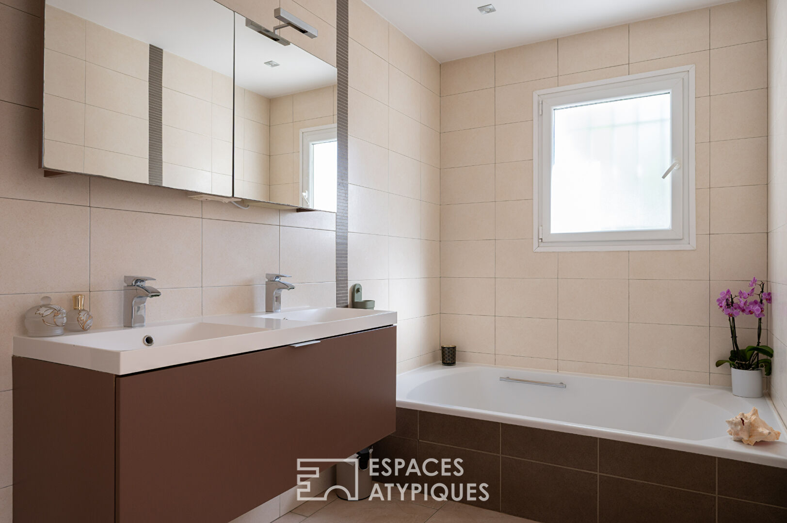 Villa contemporain avec piscine