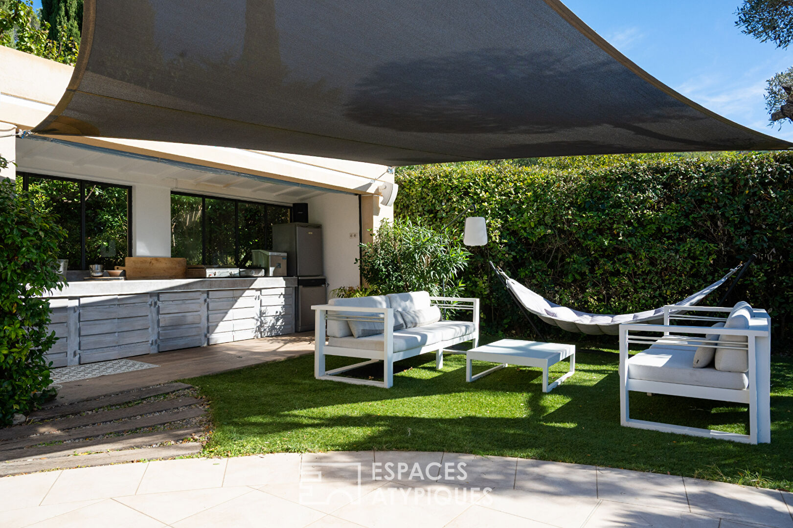 Villa contemporain avec piscine