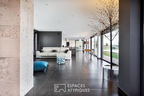 Contemporaine de plain-pied avec dépendance proche de Valence d&rsquo;Agen