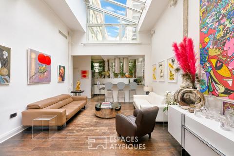 Multi-purpose triplex between Batignolles and Montmartre