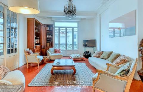 Appartement Art Déco et courbes magistrales