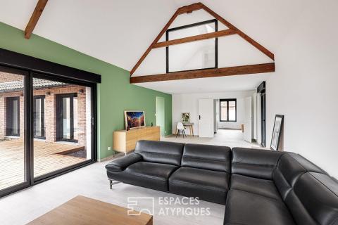 Flamande contemporaine au salon cathédrale