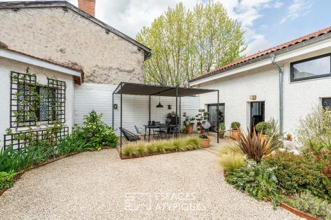 Maison loft atelier au coeur du village de La Tour de Salvagny