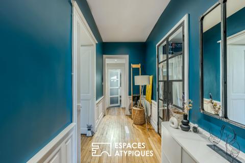 Exceptional apartment with extra-large living room and 2 bedrooms – Nantes city center, Graslin area