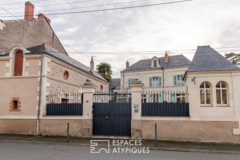 Maison de maître et dépendance