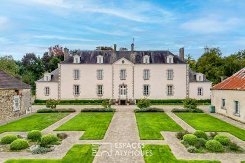 Grande demeure de prestige au coeur de son parc forestier