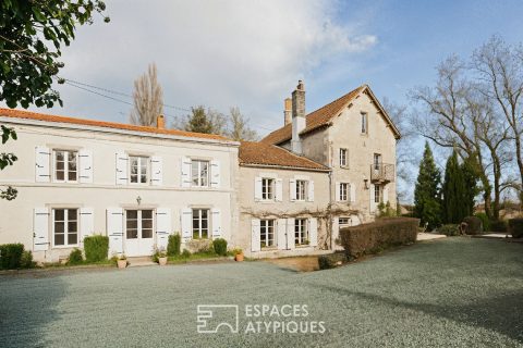Ancien moulin aux maisons de charme et ses dépendances