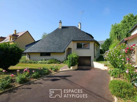 La maison à l&rsquo;architecture atypique avec jardin