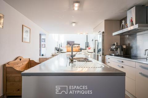 Maison villageoise à la personnalité affirmée