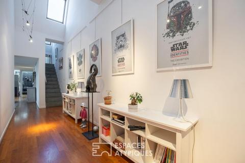 Loft baigné de lumière dans un ancien atelier en coeur de ville