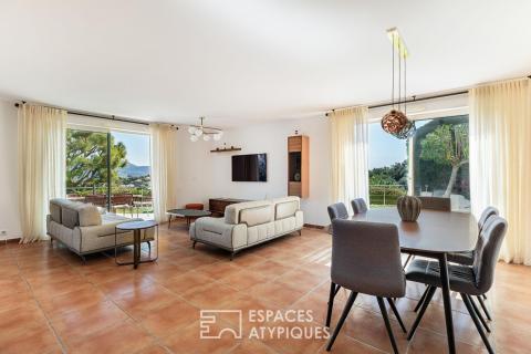 Villa vue mer et collines à Nice