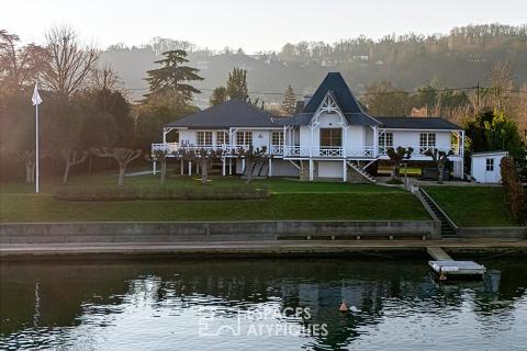 Magnificent Californian-style stilt house on the banks of the Seine