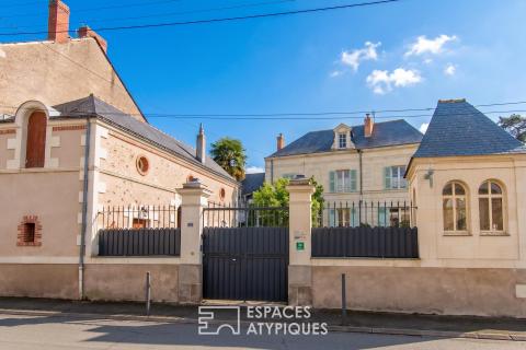 Maison de maître et dépendance
