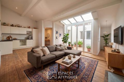 Apartment with patio in Fondaudège