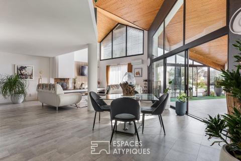 Architect-designed house with swimming pool south of Toulouse