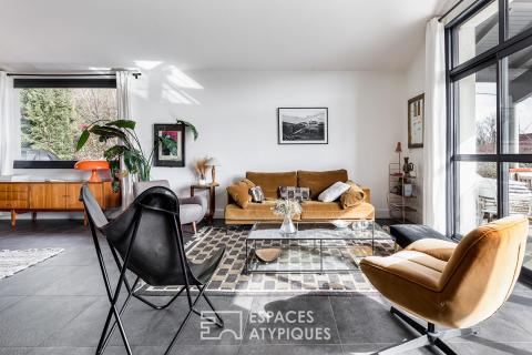 A renovated Toulouse-style house in Pibrac, now in a contemporary style
