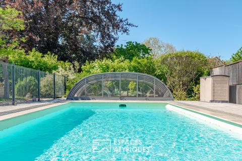 Maison de caractère des années 60 avec piscine