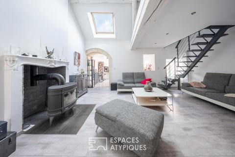 Maison rénovée 5 pièce(s) 123.64 m2 patio et garage