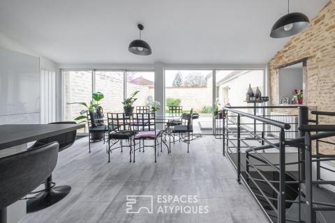 Maison rénovée 5 pièce(s) 123.64 m2 patio et garage